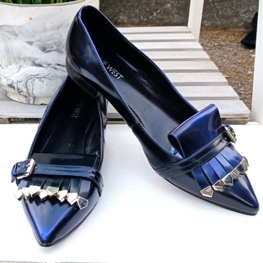 |Nine West|| Metallic Blue Pointed Toe Flats
